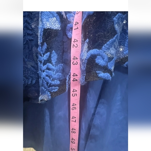 BELLE BADGLEY MISHKA SANDRINE FLORAL V-NECK, SLEEVELESS EMBROIDERY DRESS - Picture 10 of 13